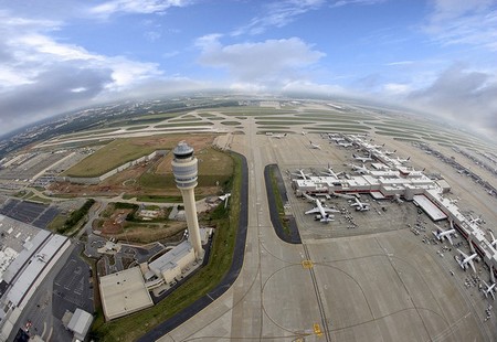 Аэропорт Хартсфилд-Джексон - самый большой аэропорт мира 