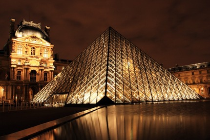 Лувр. Париж - самый известный музей в мире