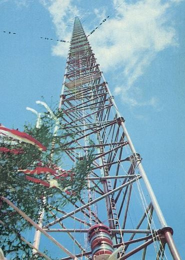 Варшавская радиомачта в Константинове